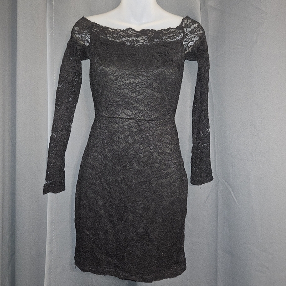 Charlotte Russe Dresses & Skirts - *FREE Sz S Black Lace Bodycon Dress